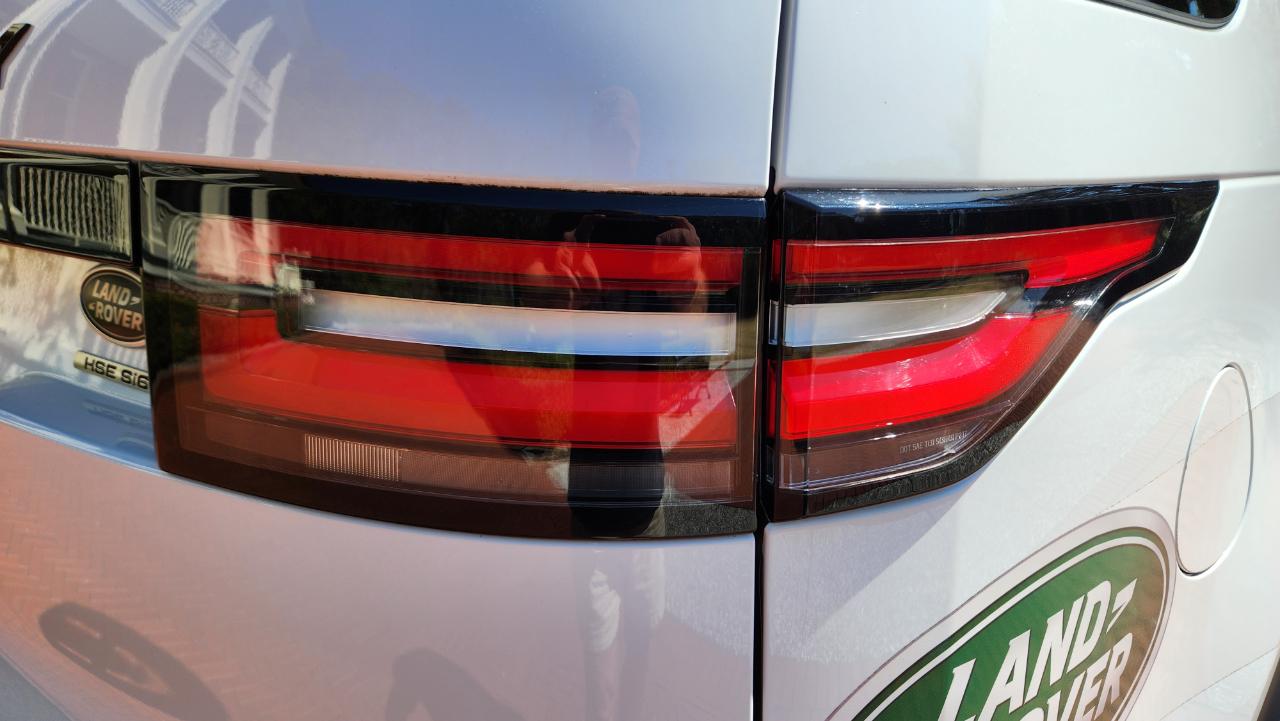 Land Rover Discovery  2020