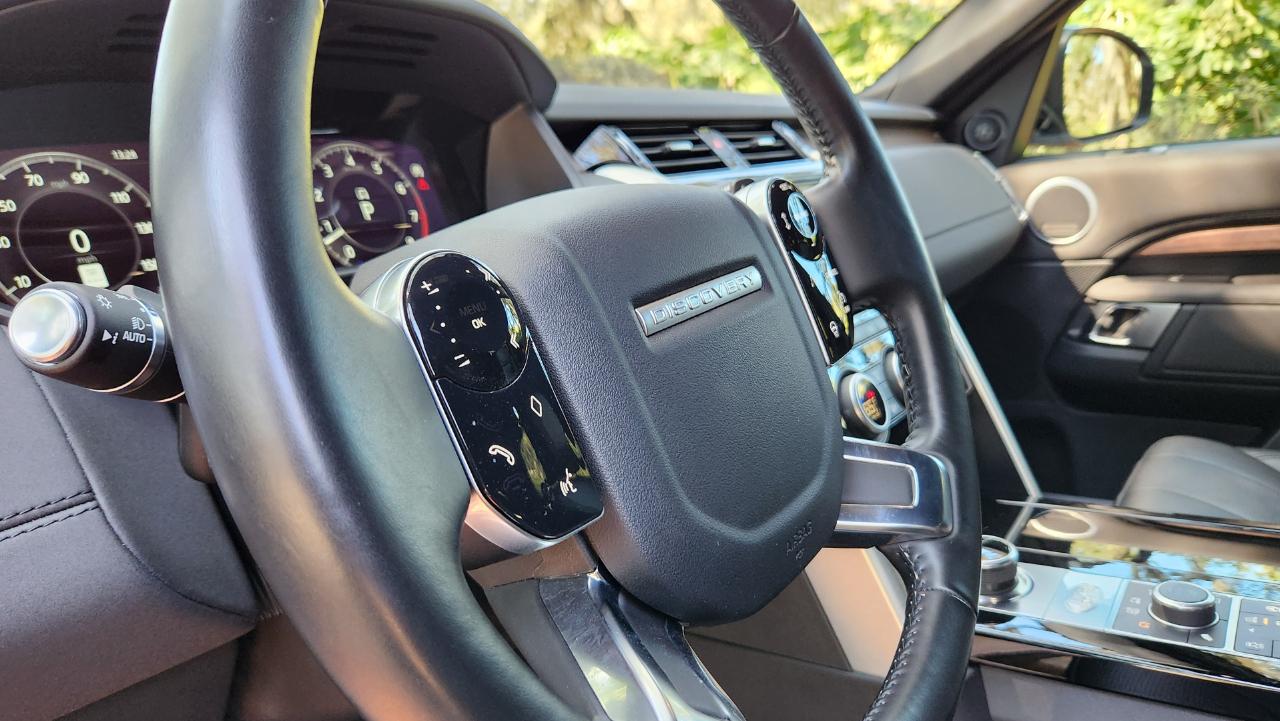 Land Rover Discovery  2020