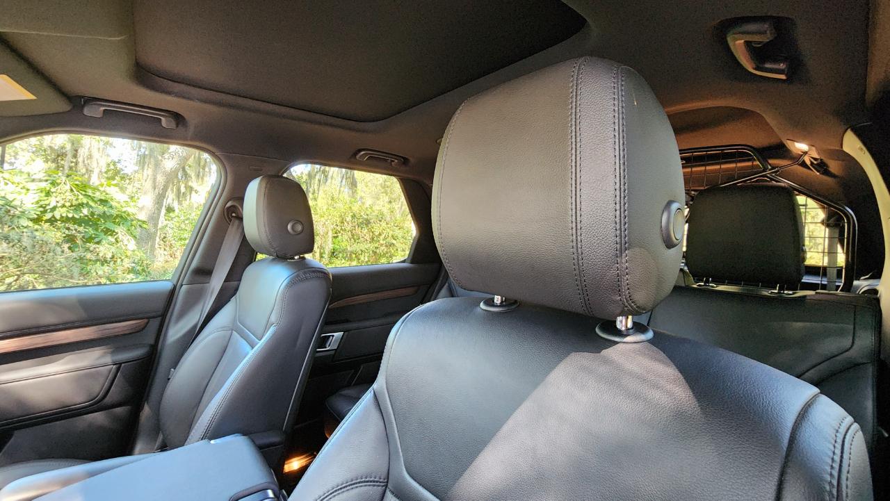 Land Rover Discovery  2020