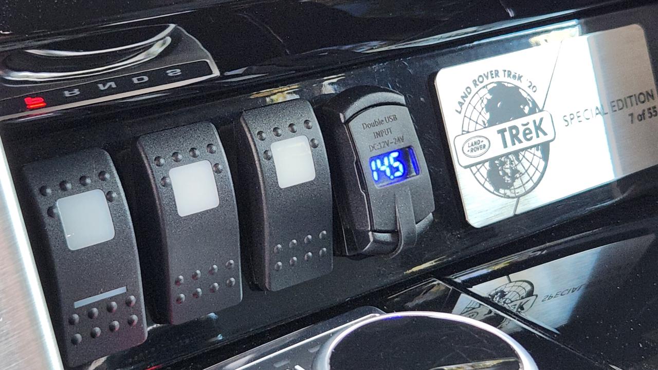 Land Rover Discovery  2020