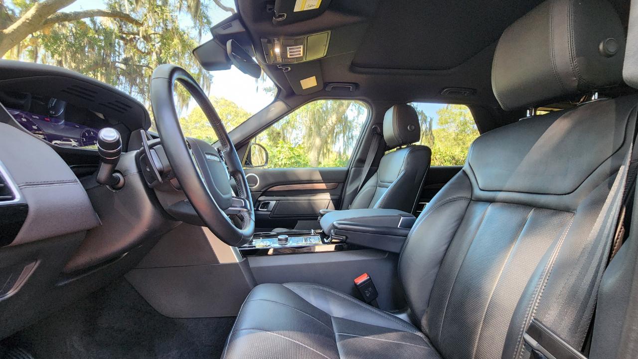 Land Rover Discovery  2020