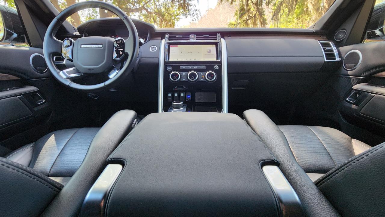 Land Rover Discovery  2020