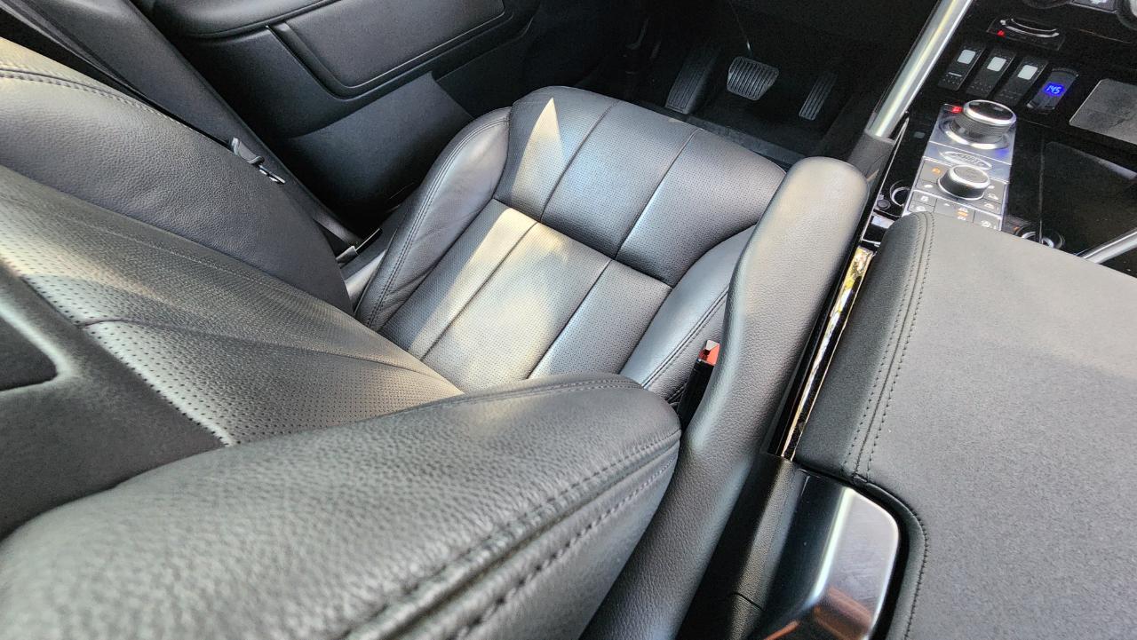 Land Rover Discovery  2020