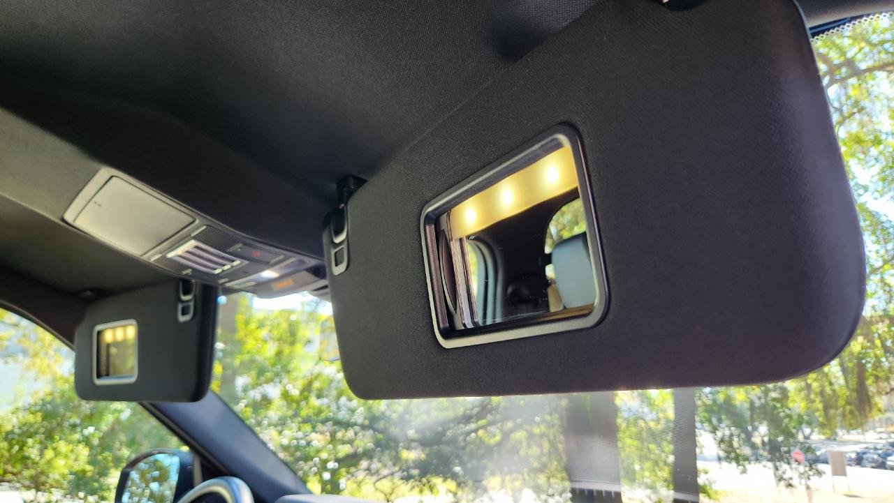 Land Rover Discovery  2020