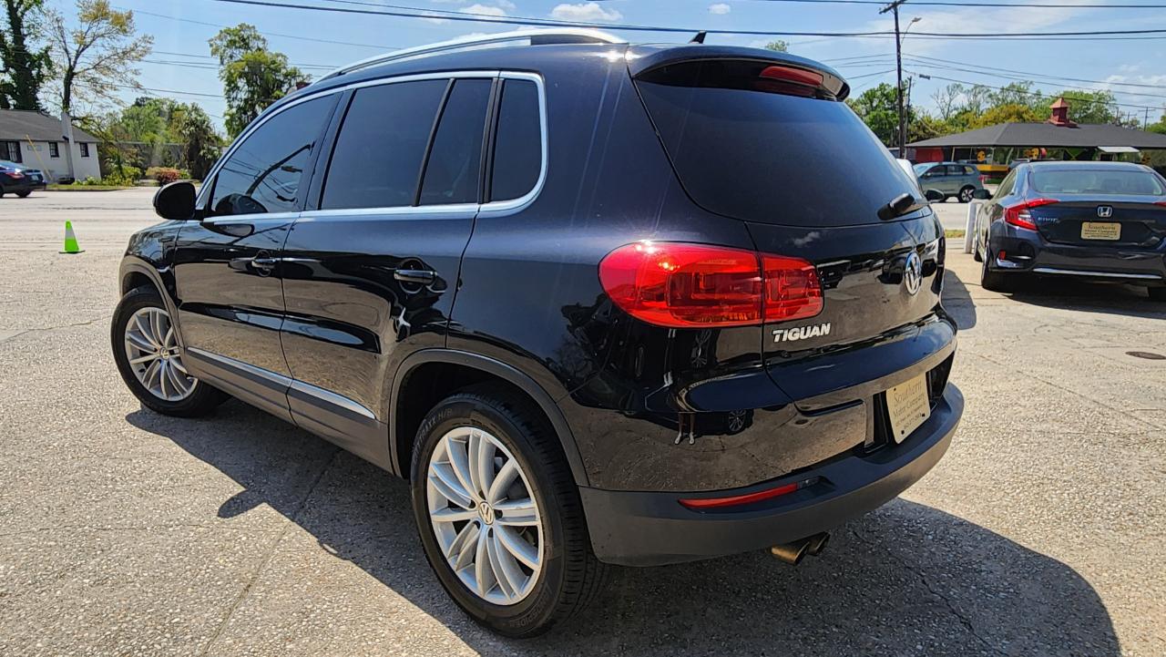 Volkswagen Tiguan S 2015