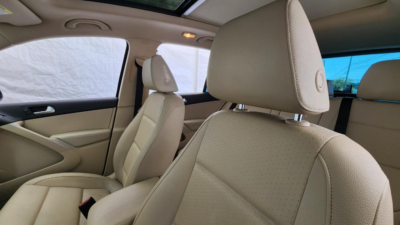 Volkswagen Tiguan S 2015