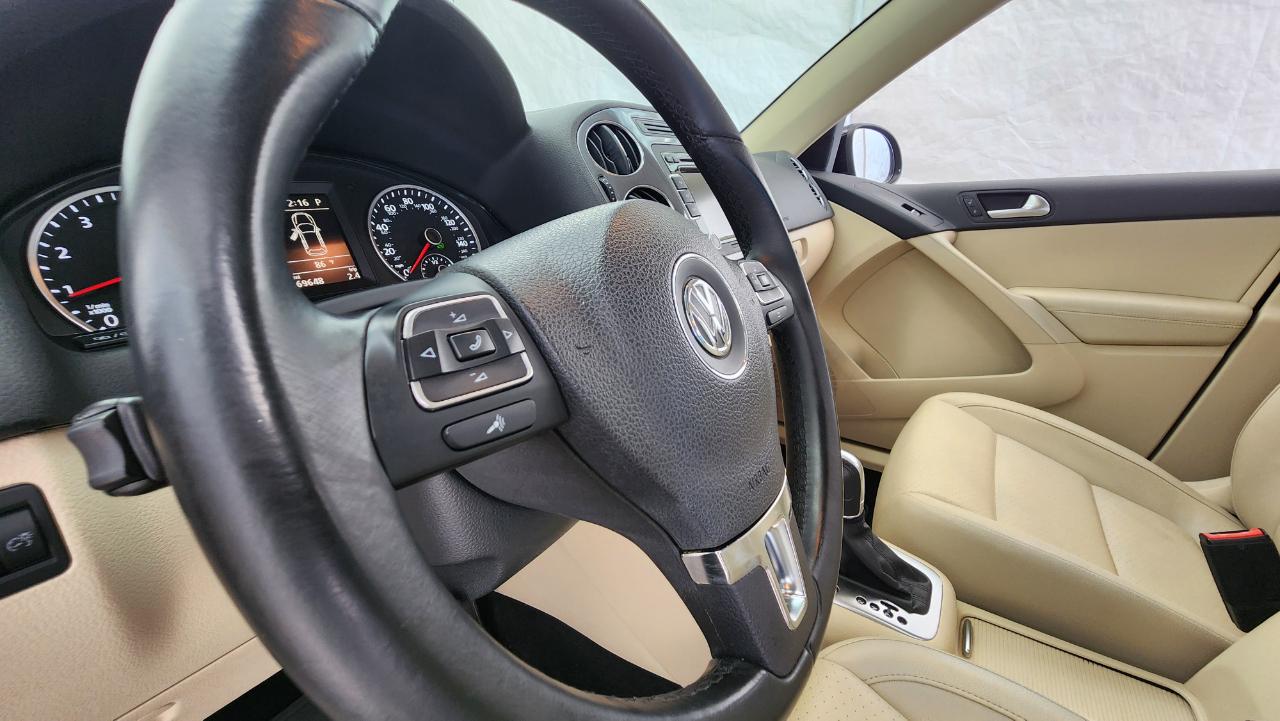 Volkswagen Tiguan S 2015