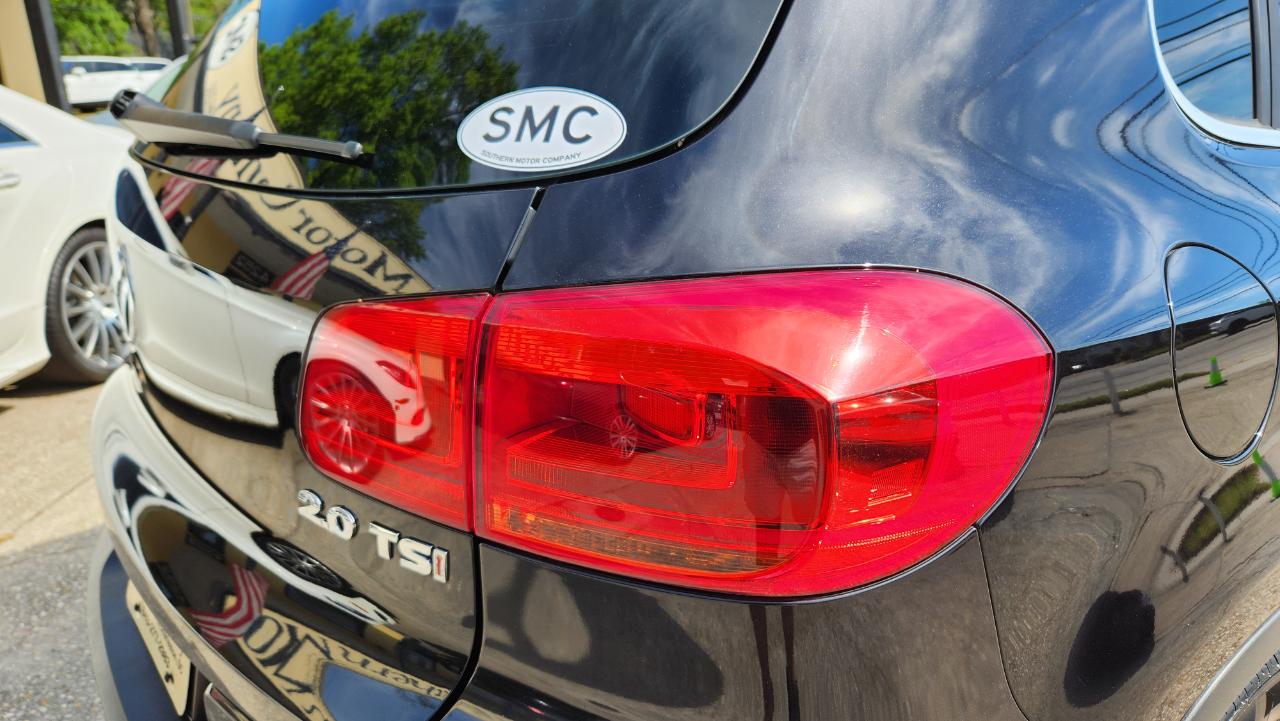 Volkswagen Tiguan S 2015