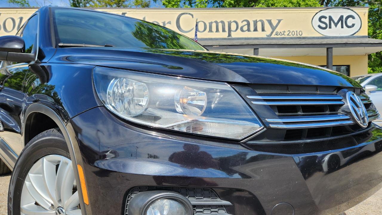 Volkswagen Tiguan S 2015