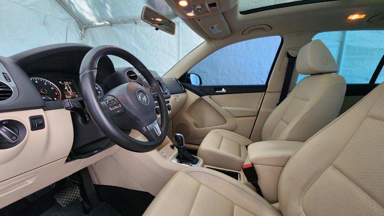 Volkswagen Tiguan S 2015