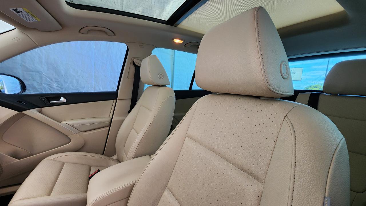 Volkswagen Tiguan S 2015