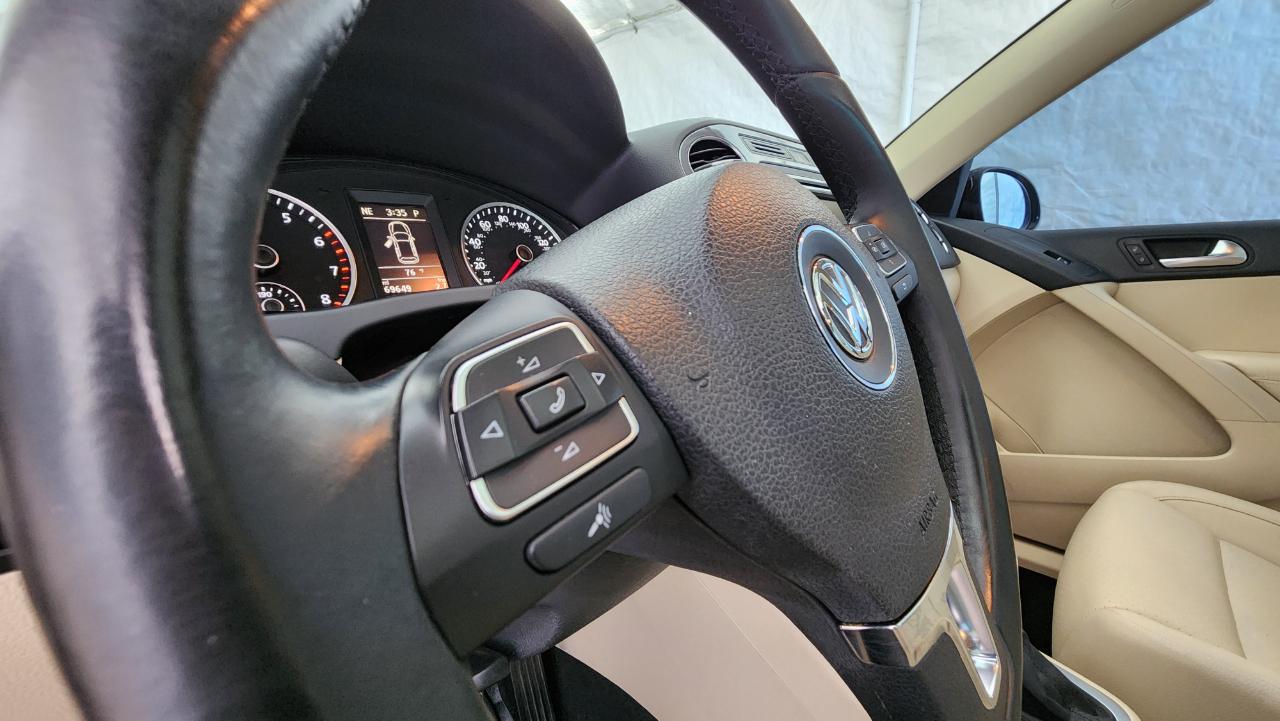 Volkswagen Tiguan S 2015