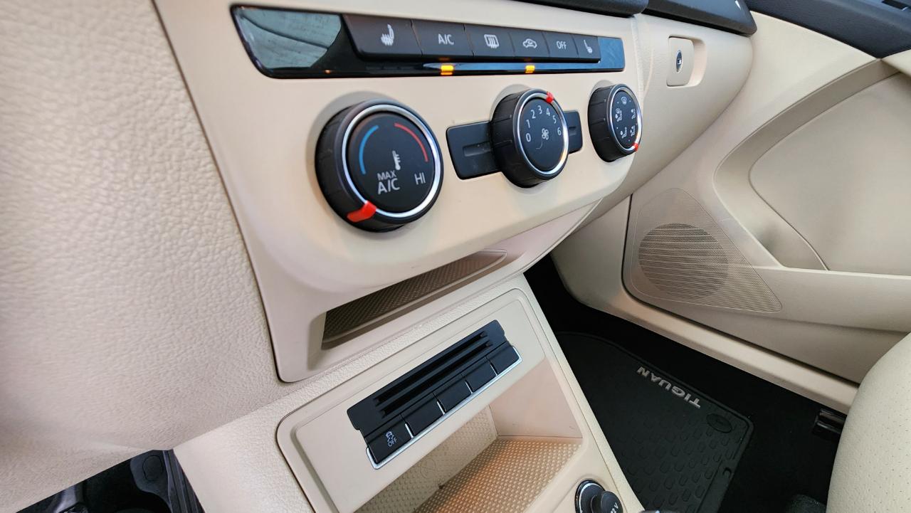 Volkswagen Tiguan S 2015