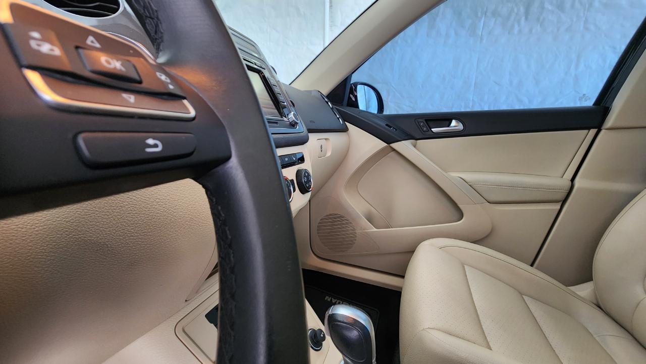 Volkswagen Tiguan S 2015