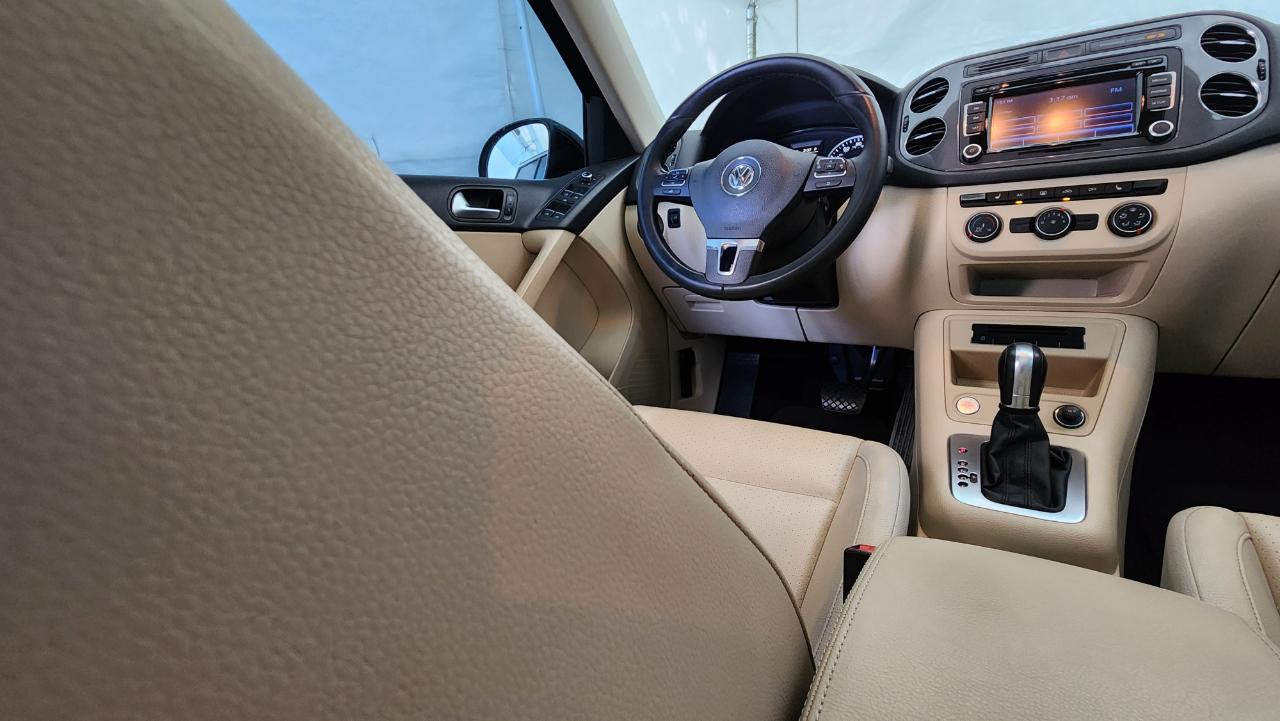 Volkswagen Tiguan S 2015