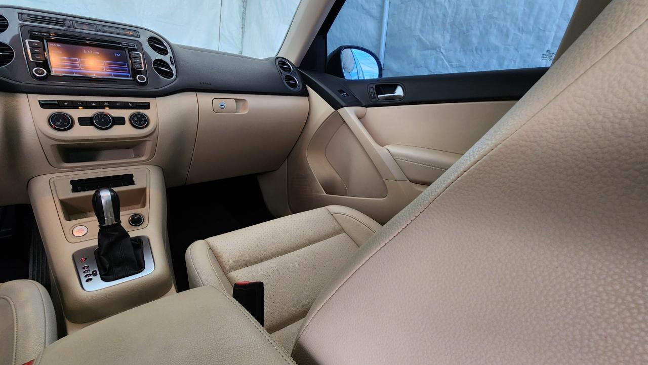 Volkswagen Tiguan S 2015