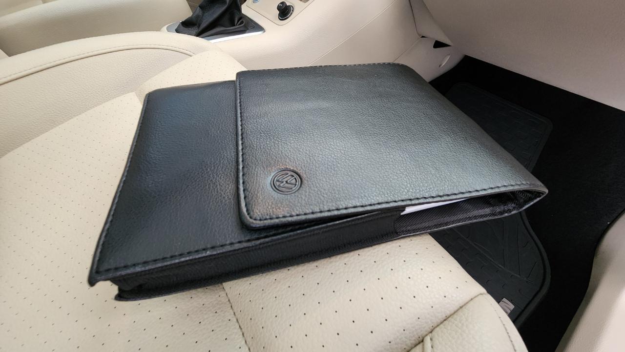 Volkswagen Tiguan S 2015