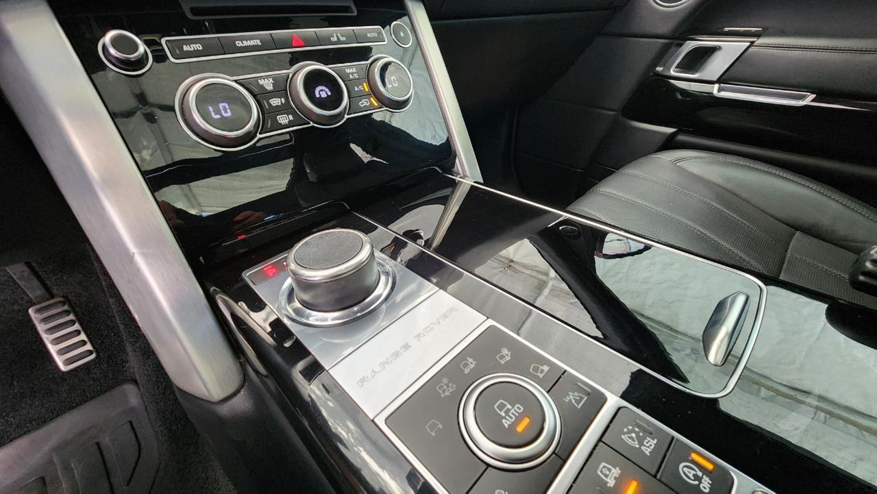 Land Rover Range Rover 4WD 4dr Supercharged 2015