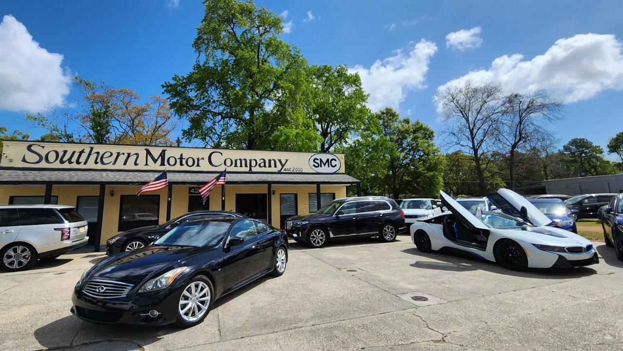 Infiniti Q60 Coupe  2014