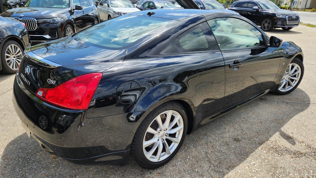 Infiniti Q60 Coupe  2014