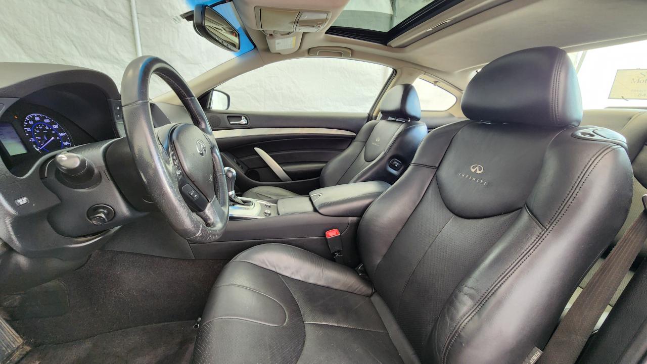 Infiniti Q60 Coupe  2014