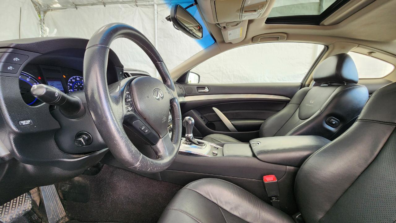 Infiniti Q60 Coupe  2014