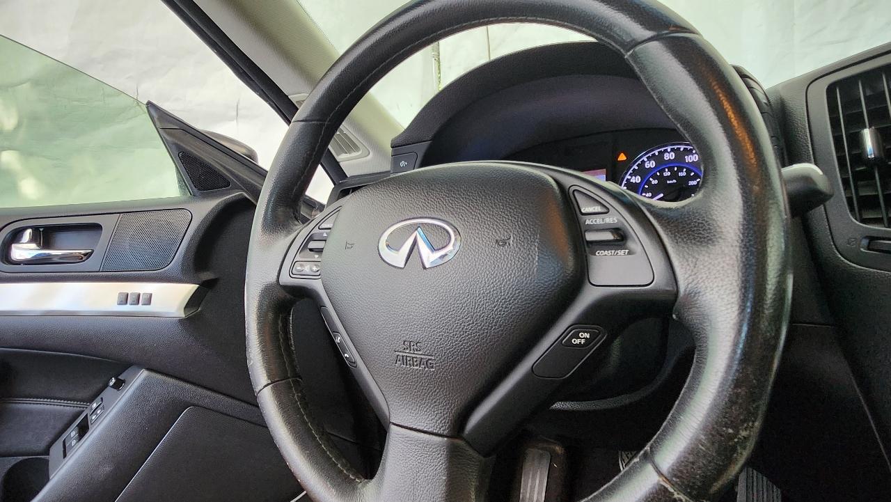 Infiniti Q60 Coupe  2014