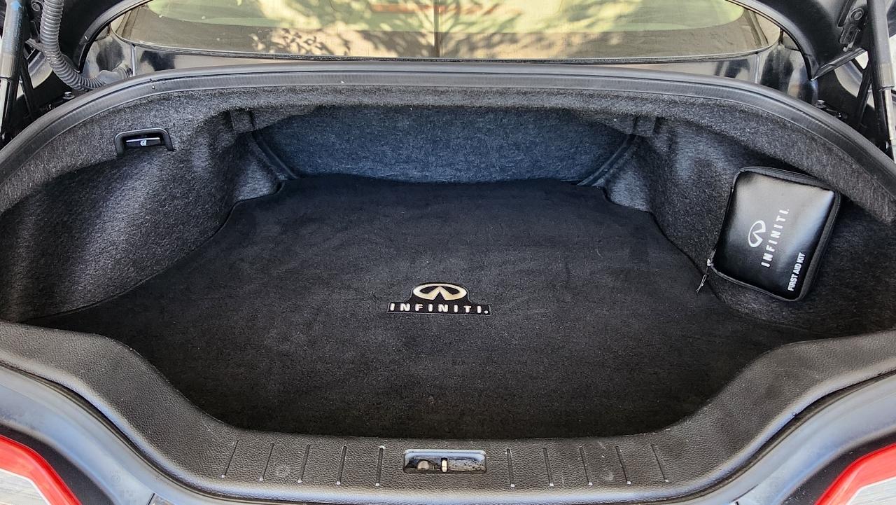 Infiniti Q60 Coupe  2014