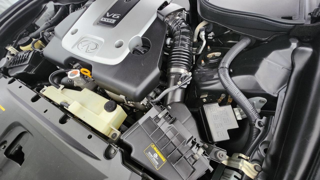Infiniti Q60 Coupe  2014
