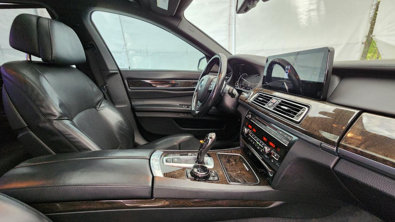 BMW 7 Series  2015
