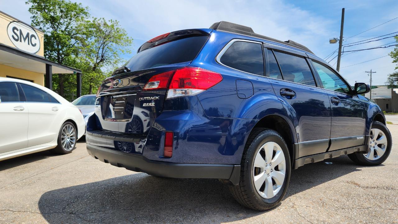 Subaru Outback 2.5i Premium 2011