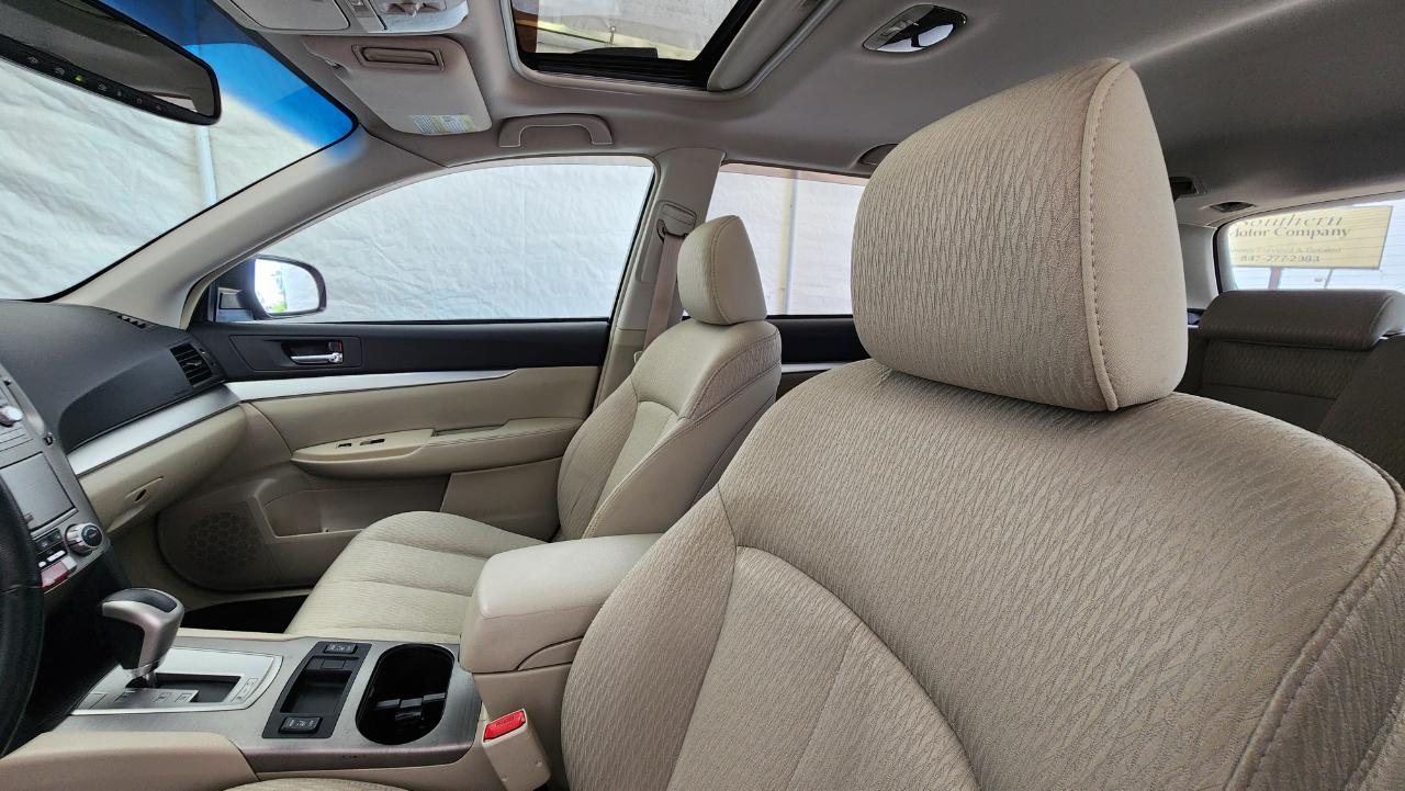 Subaru Outback 2.5i Premium 2011