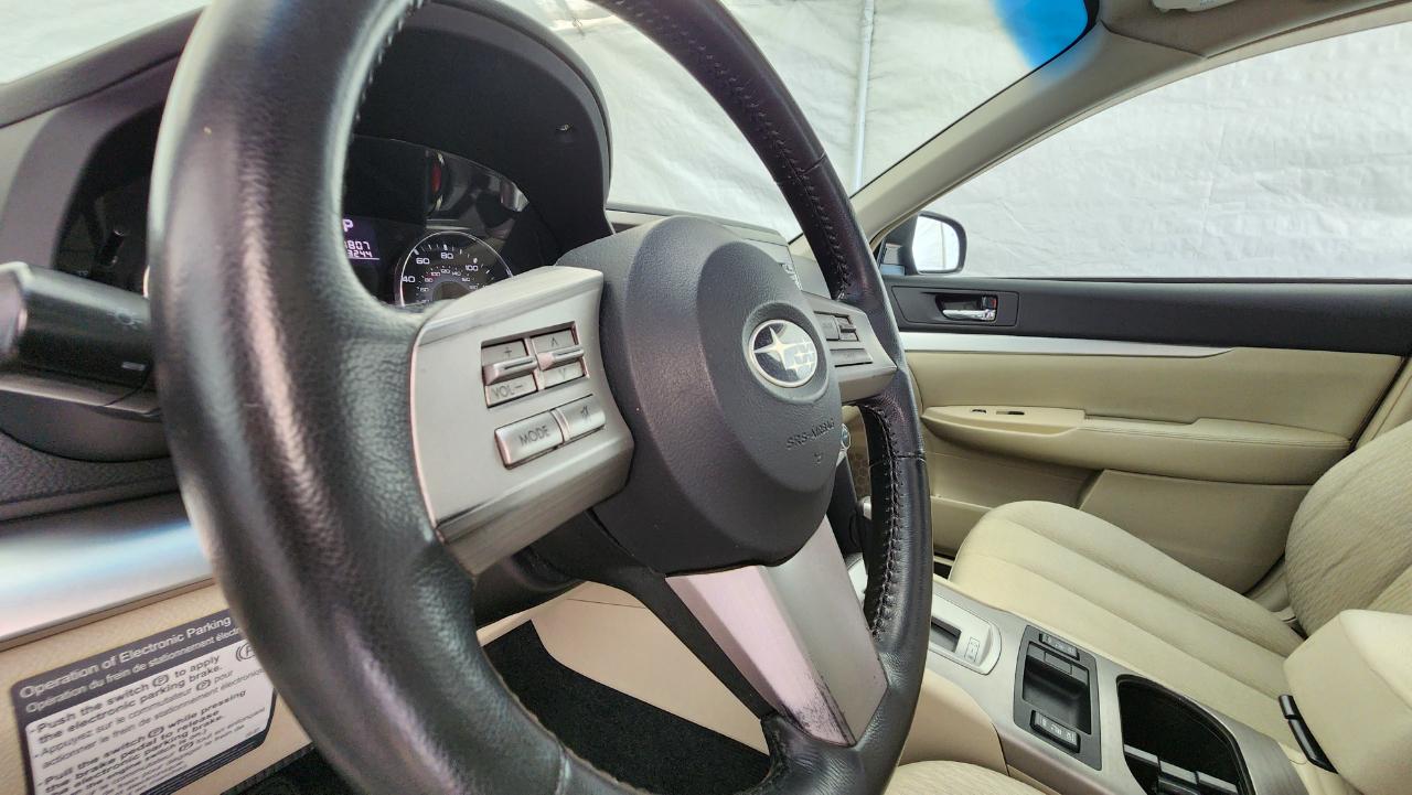 Subaru Outback 2.5i Premium 2011