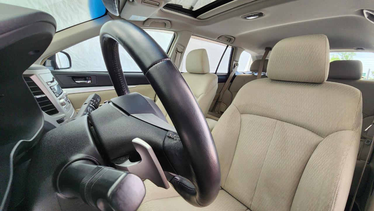 Subaru Outback 2.5i Premium 2011