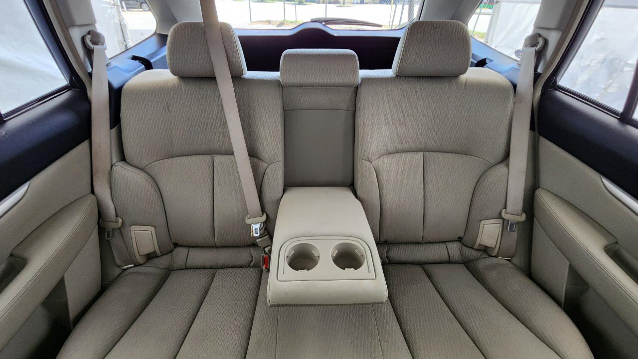 Subaru Outback 2.5i Premium 2011