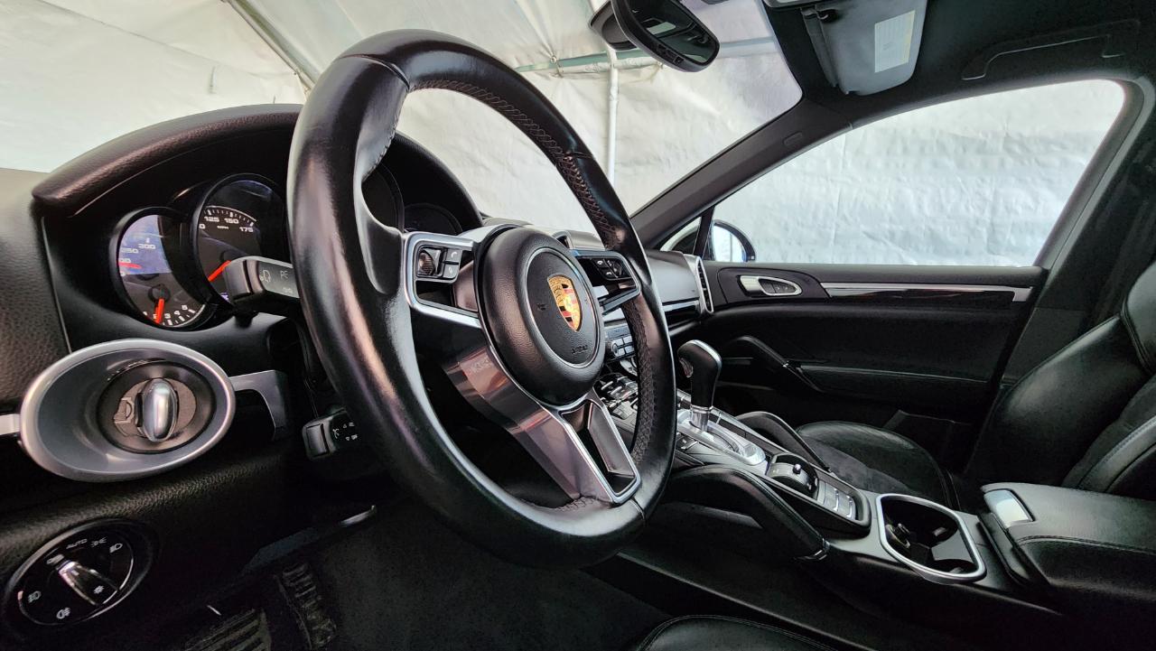 Porsche Cayenne  2017