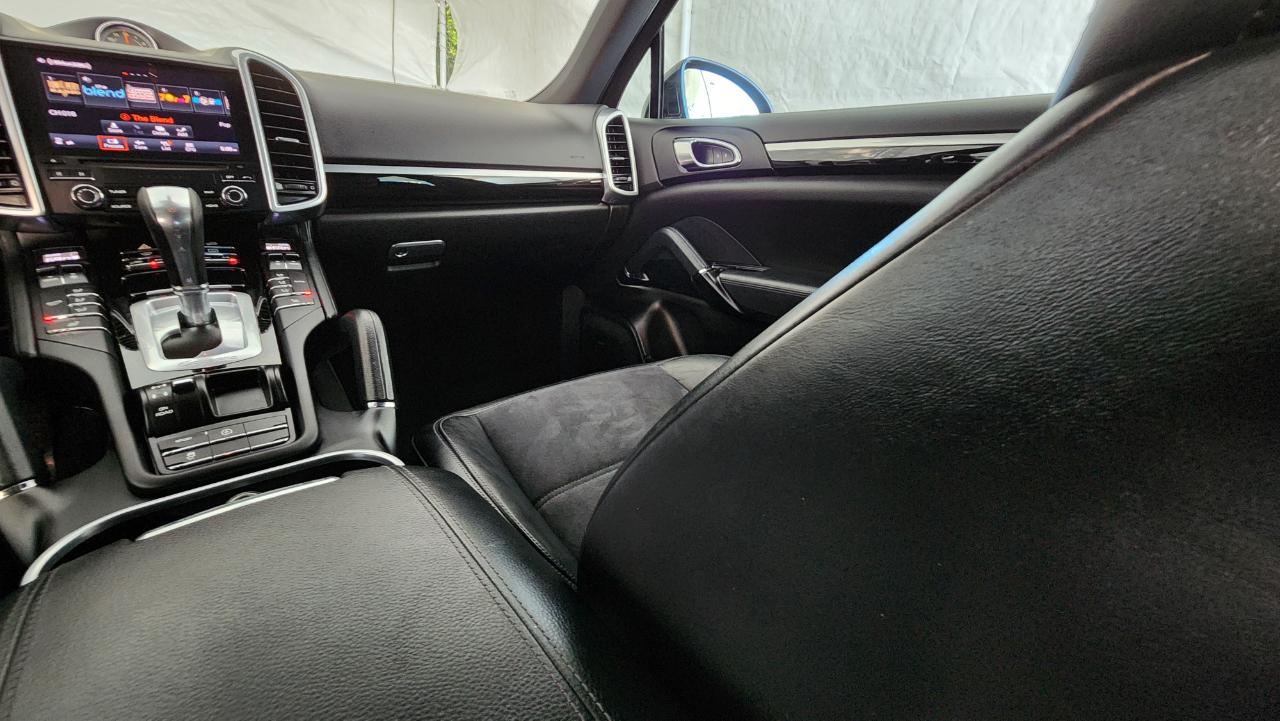 Porsche Cayenne  2017