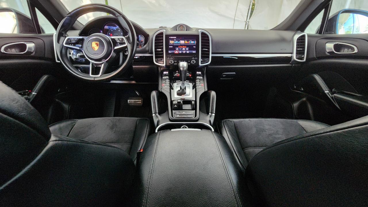 Porsche Cayenne  2017