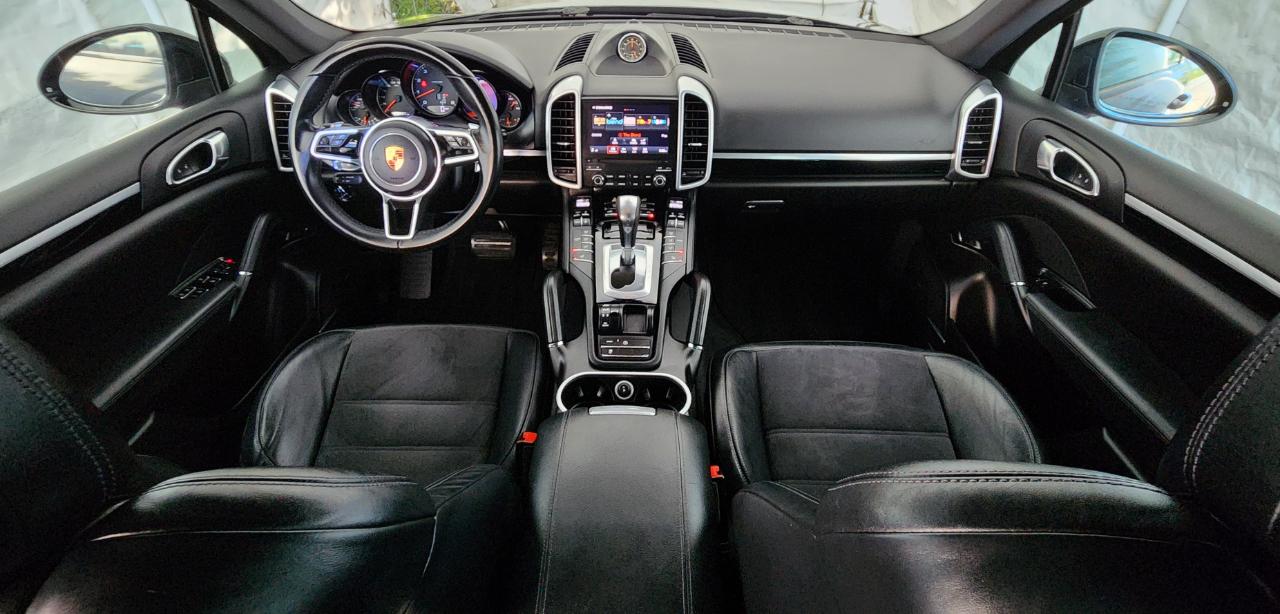 Porsche Cayenne  2017