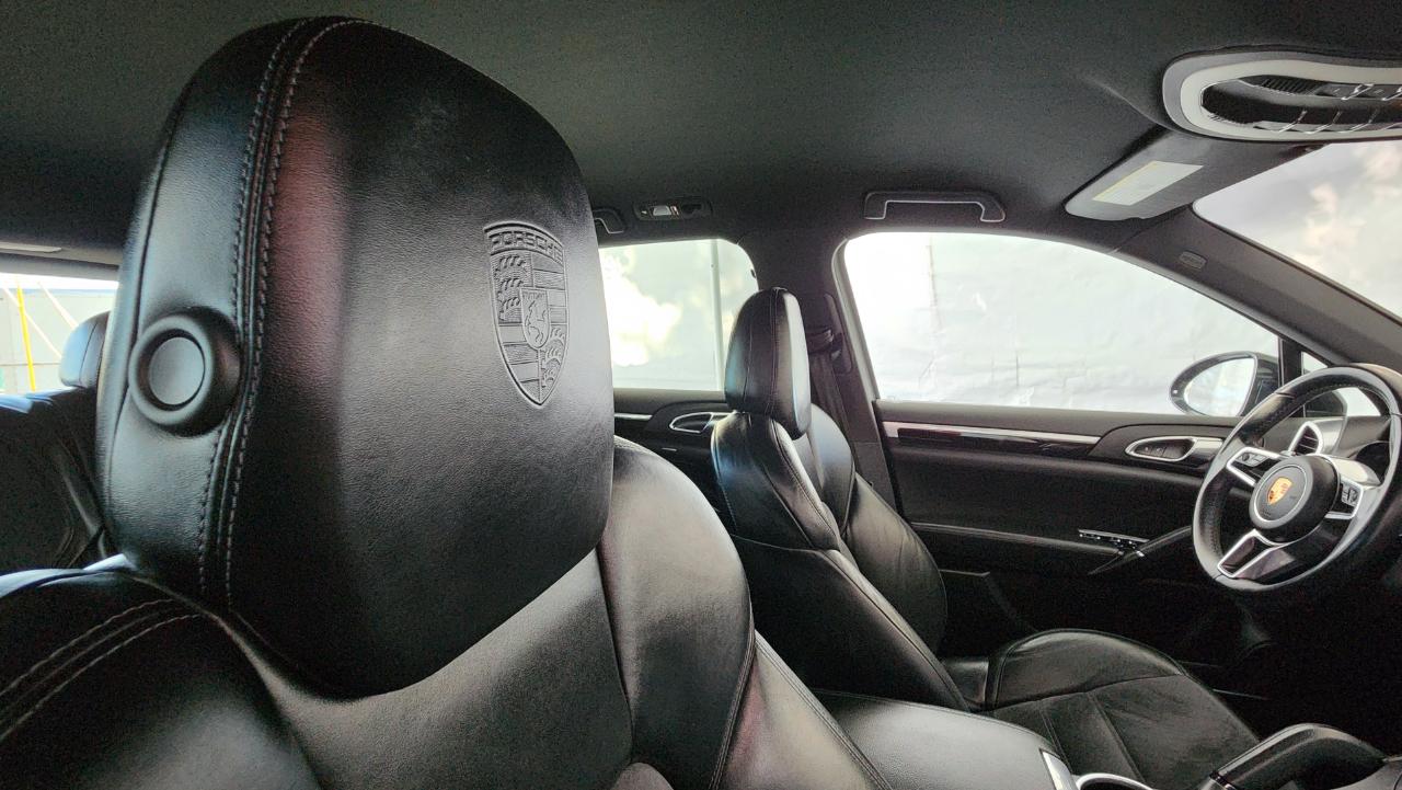 Porsche Cayenne  2017