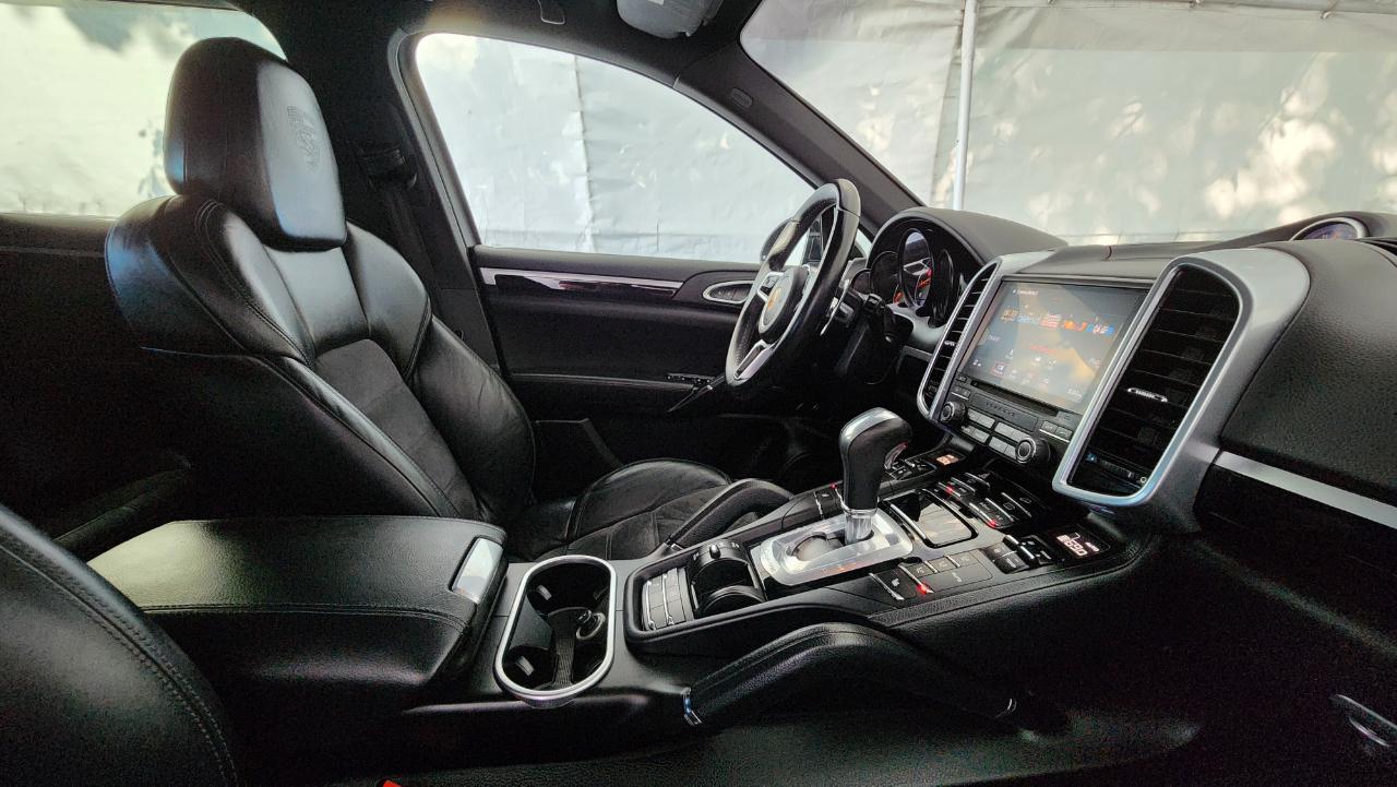 Porsche Cayenne  2017