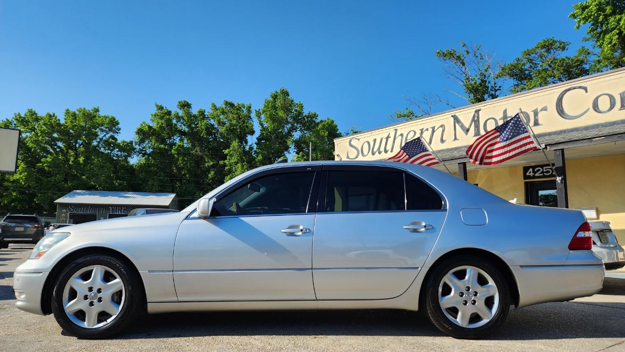 Lexus LS 430  2004