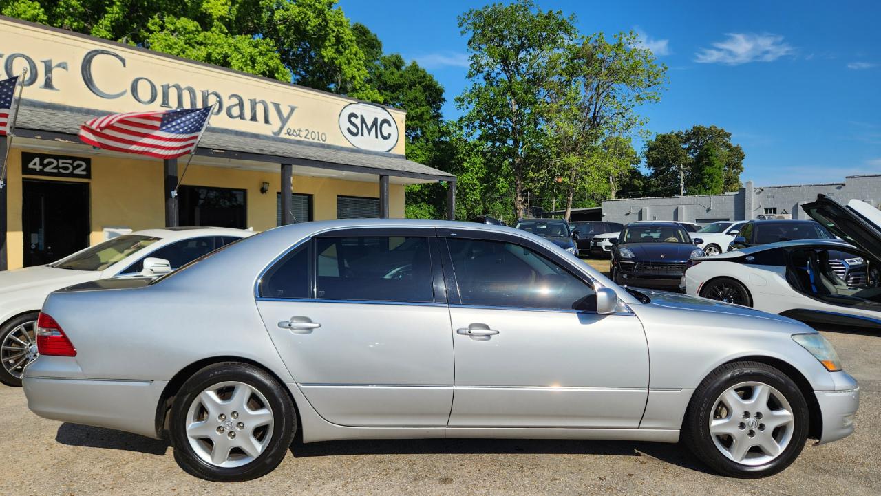 Lexus LS 430  2004
