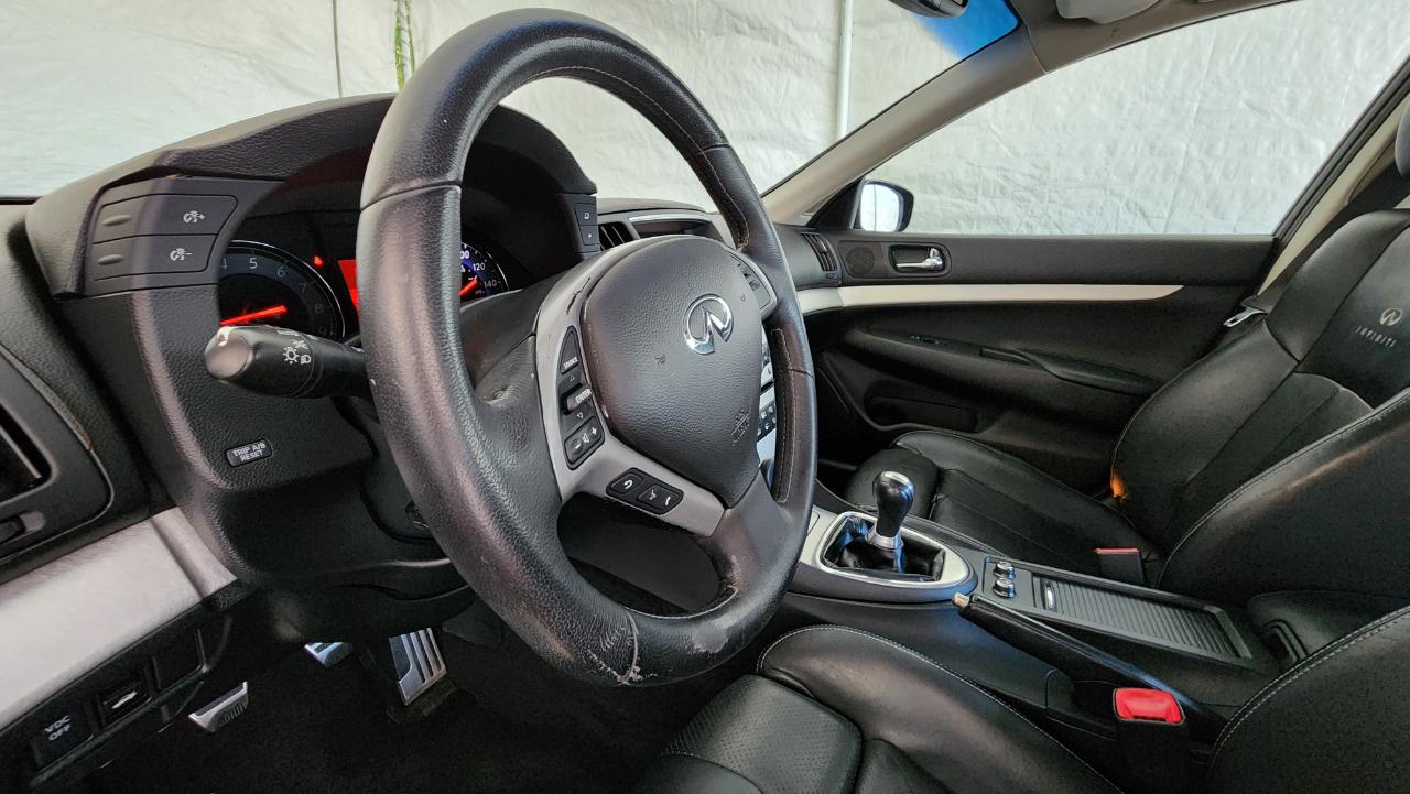 Infiniti G37 Sedan  2009
