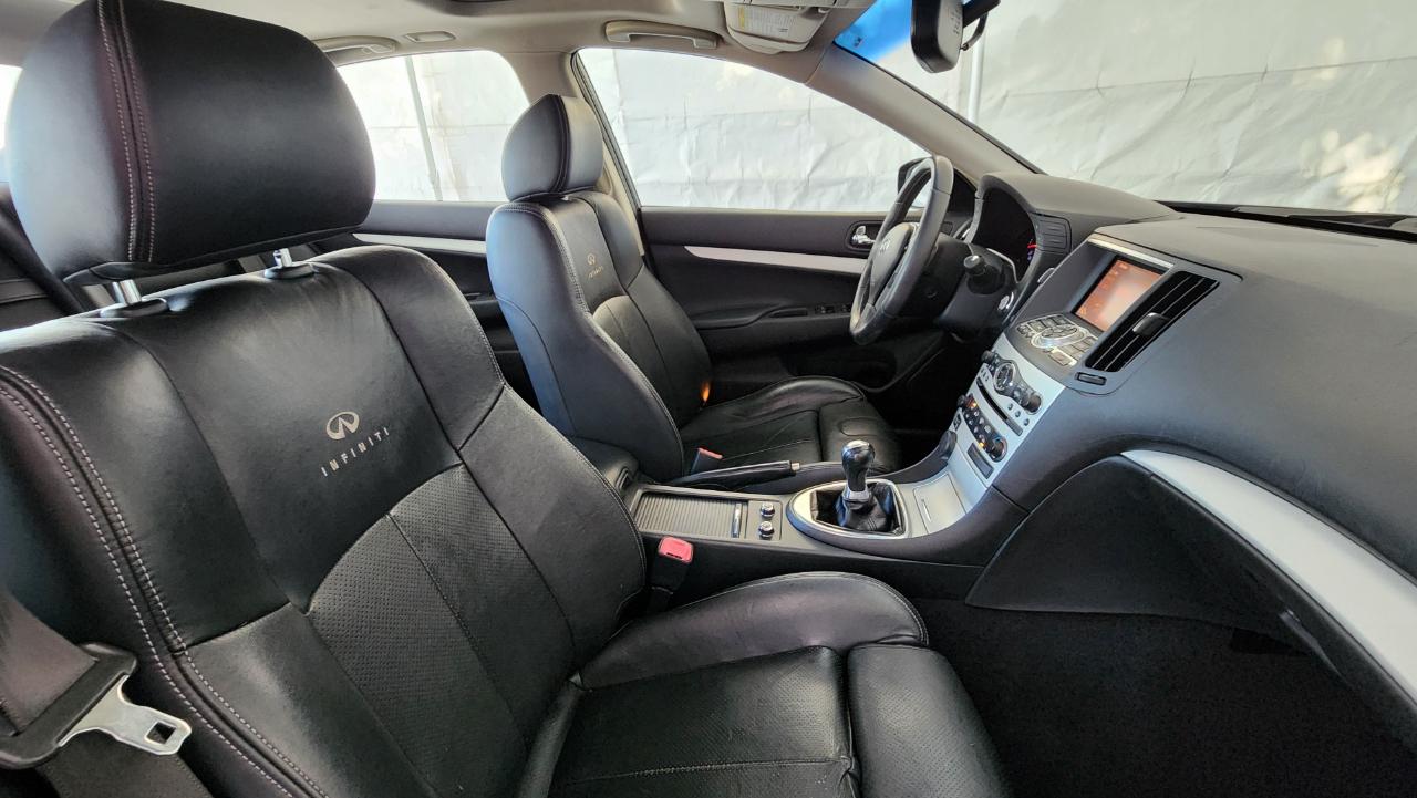 Infiniti G37 Sedan  2009