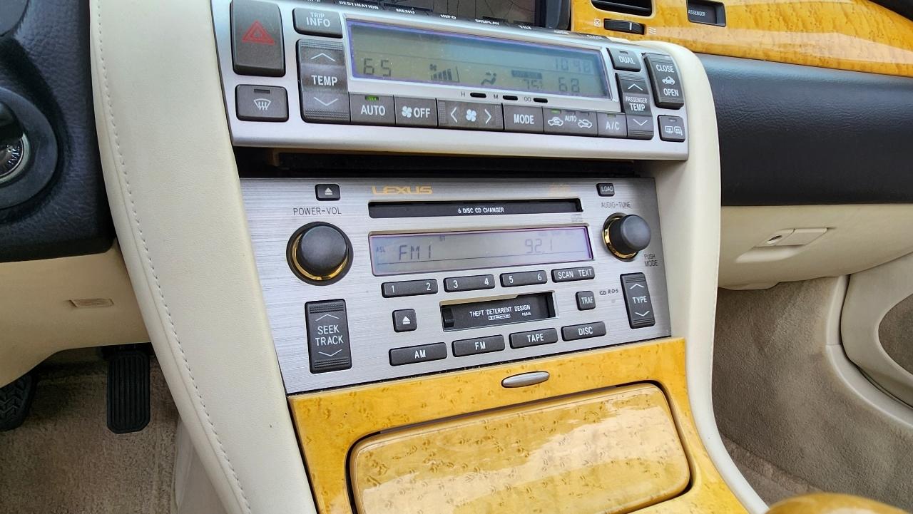 Lexus SC 430 2dr Convertible 2005