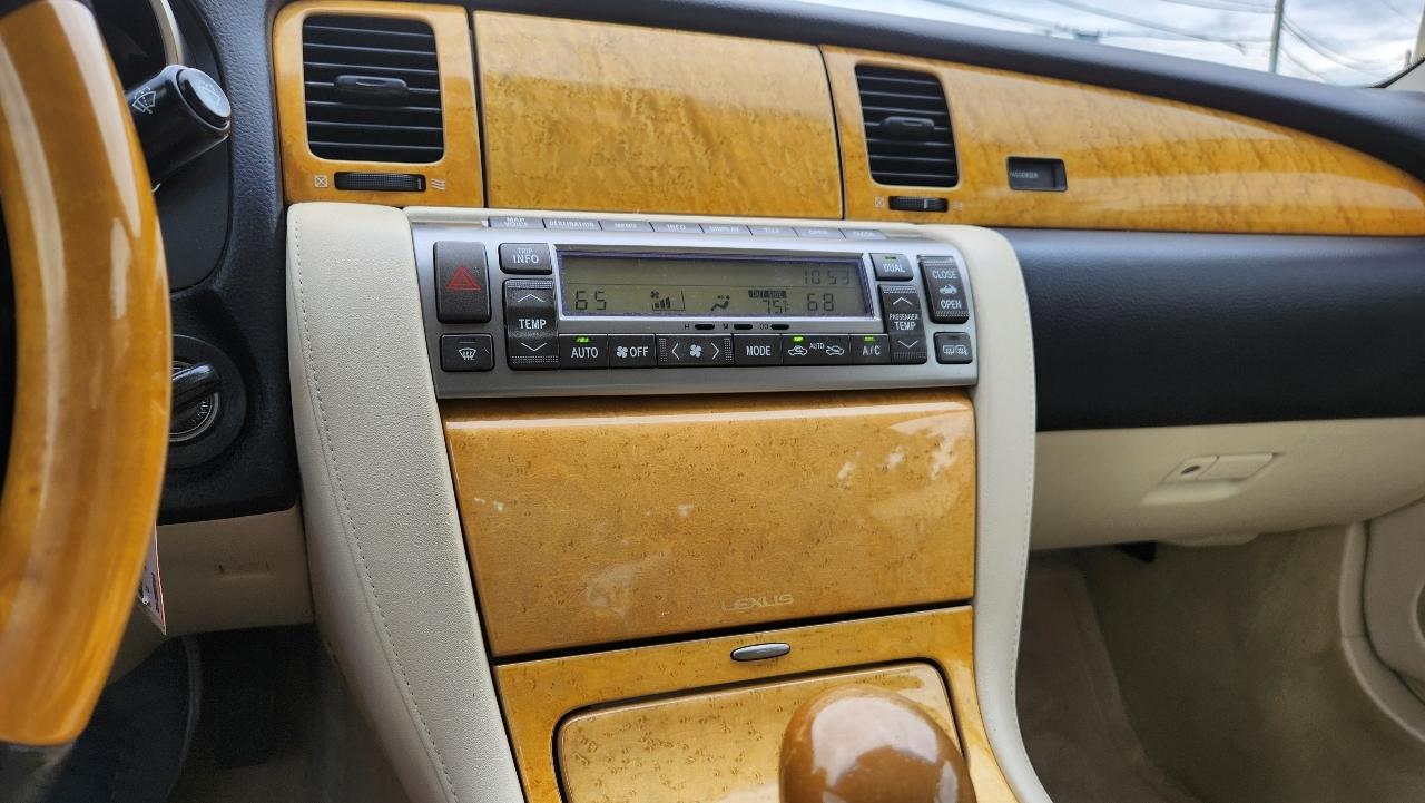 Lexus SC 430 2dr Convertible 2005