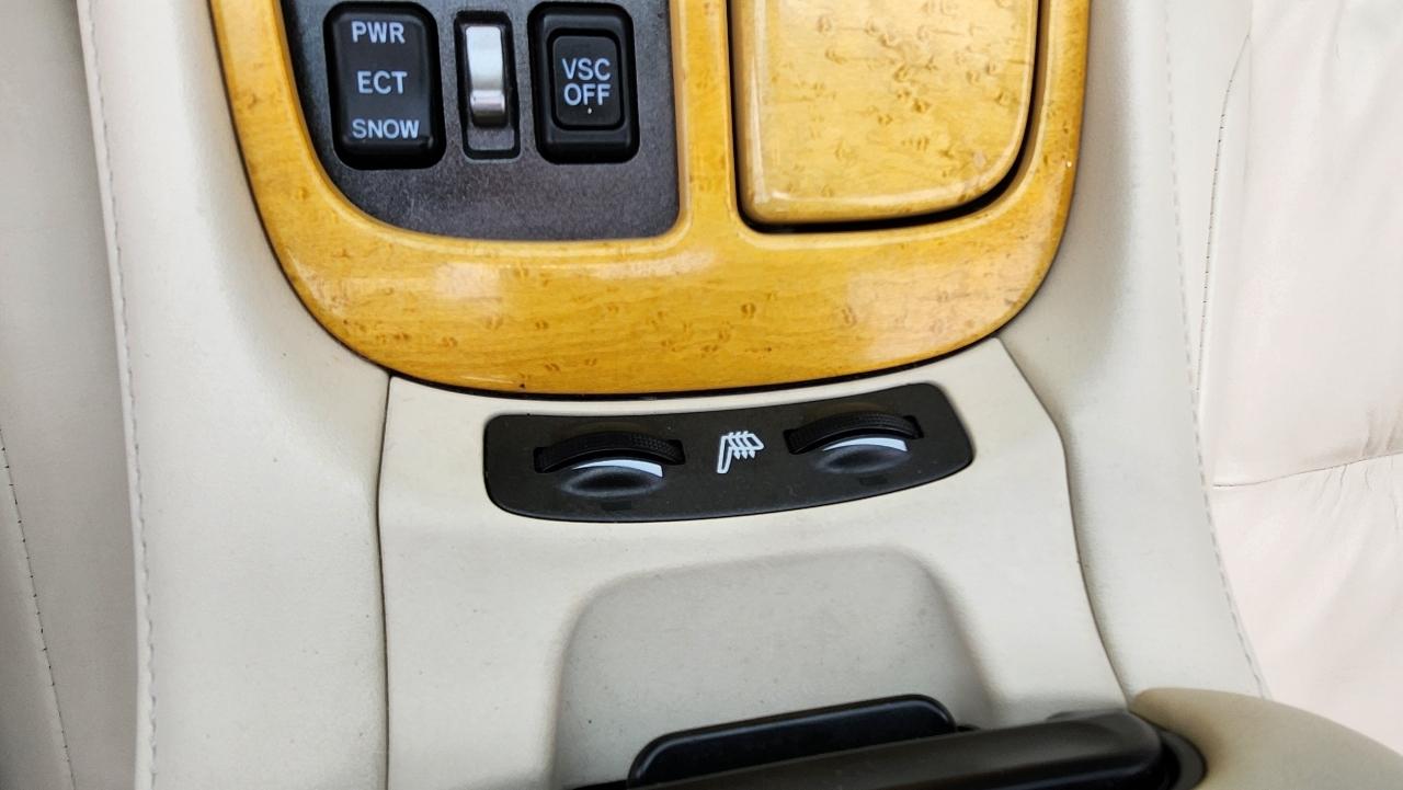 Lexus SC 430 2dr Convertible 2005
