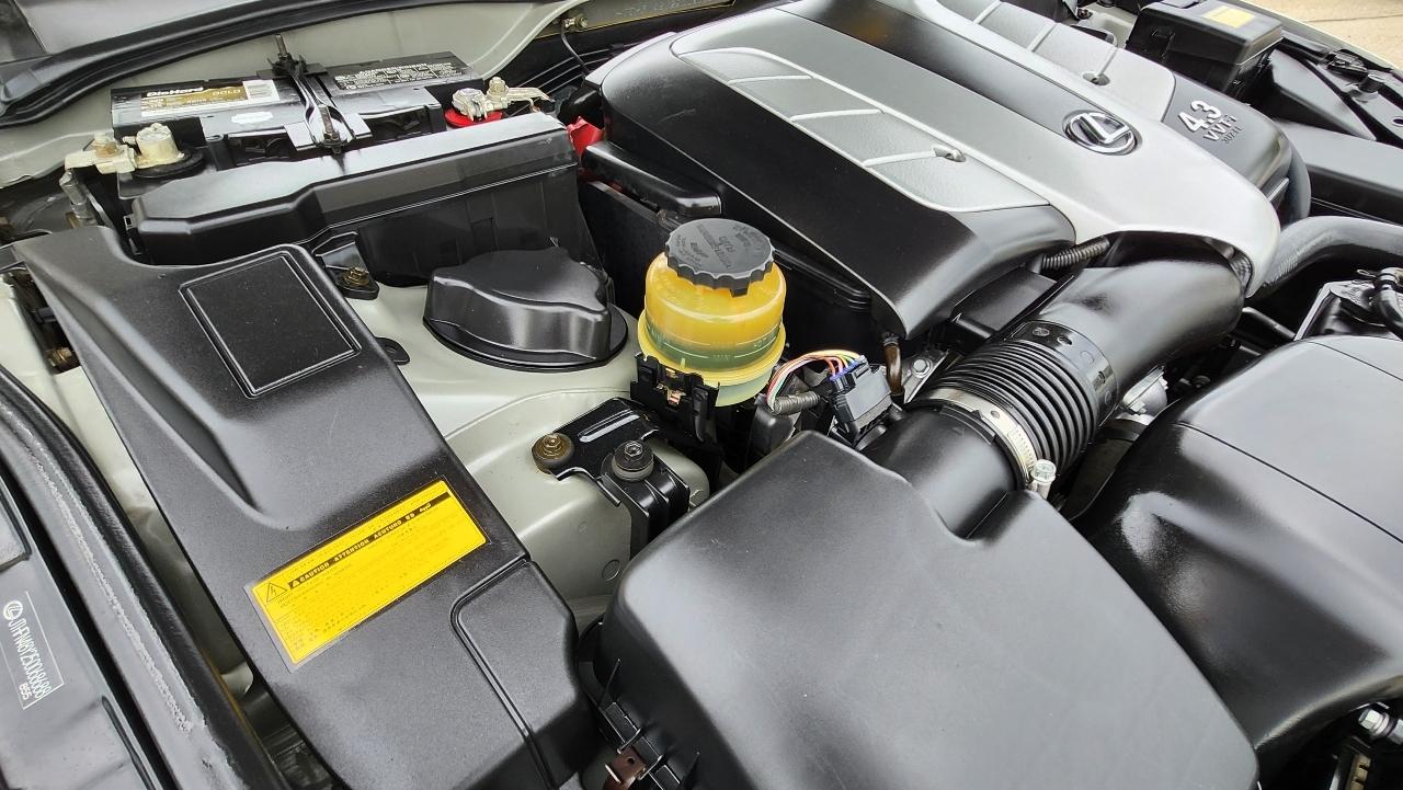 Lexus SC 430 2dr Convertible 2005