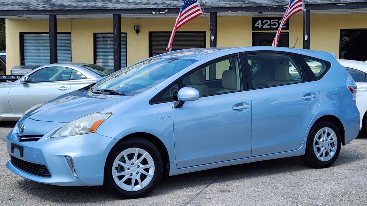 Toyota Prius V Three 2013